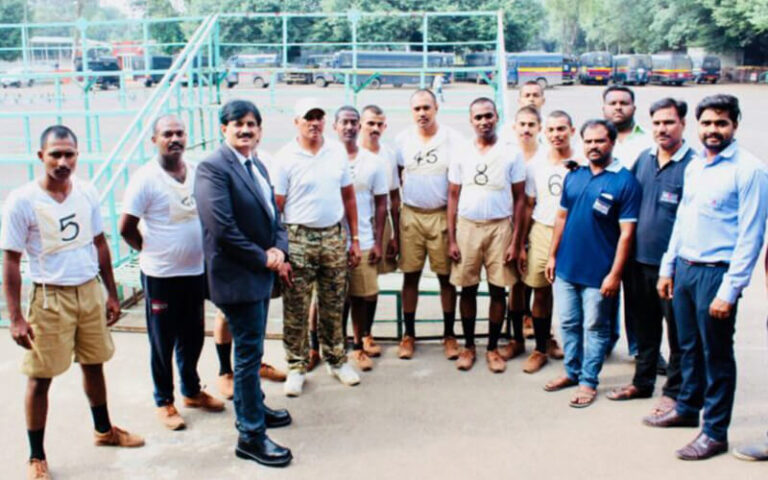 Sports Enthusiast Jitendra Joshi - sponsoring Pune Police Cricket Team